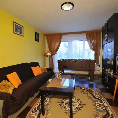 Privat Lujza 3*