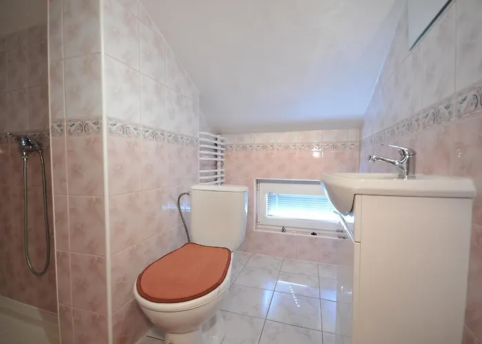 Privat Lujza Penzión pre hostí Liptovska Osada